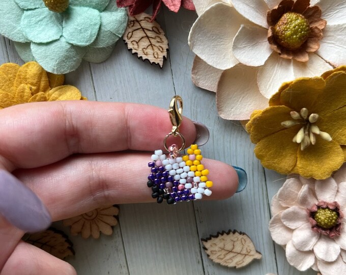 Non-binary Pride Cat: Stich Marker, Jewelry Charm, Glass Beads, Seed ...