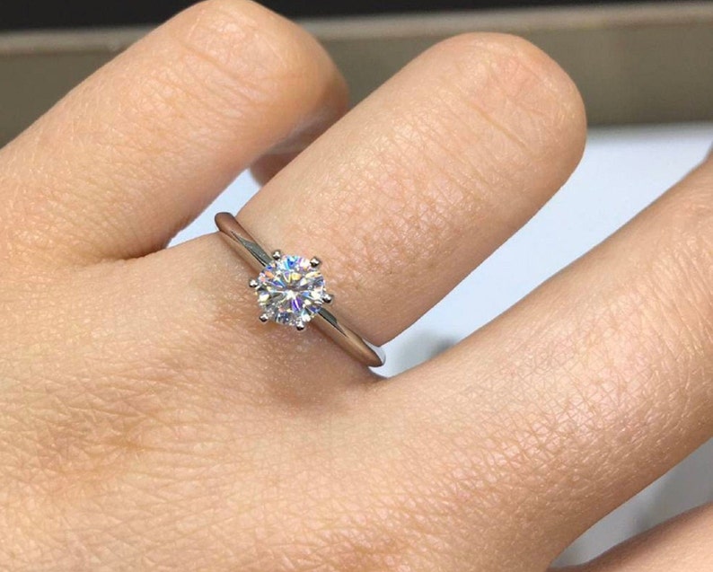 0 5 Ct Brilliant Round Shape Ring Moissanite Ring Prettiest Etsy