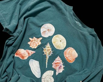 SeaShell Comfort Colors Tee, Beach Shirt, Tropical T-Shirt, beach shirt, coastal shirt, seashell , Ocean Shirt, Oversized Shirt, Summer Tee