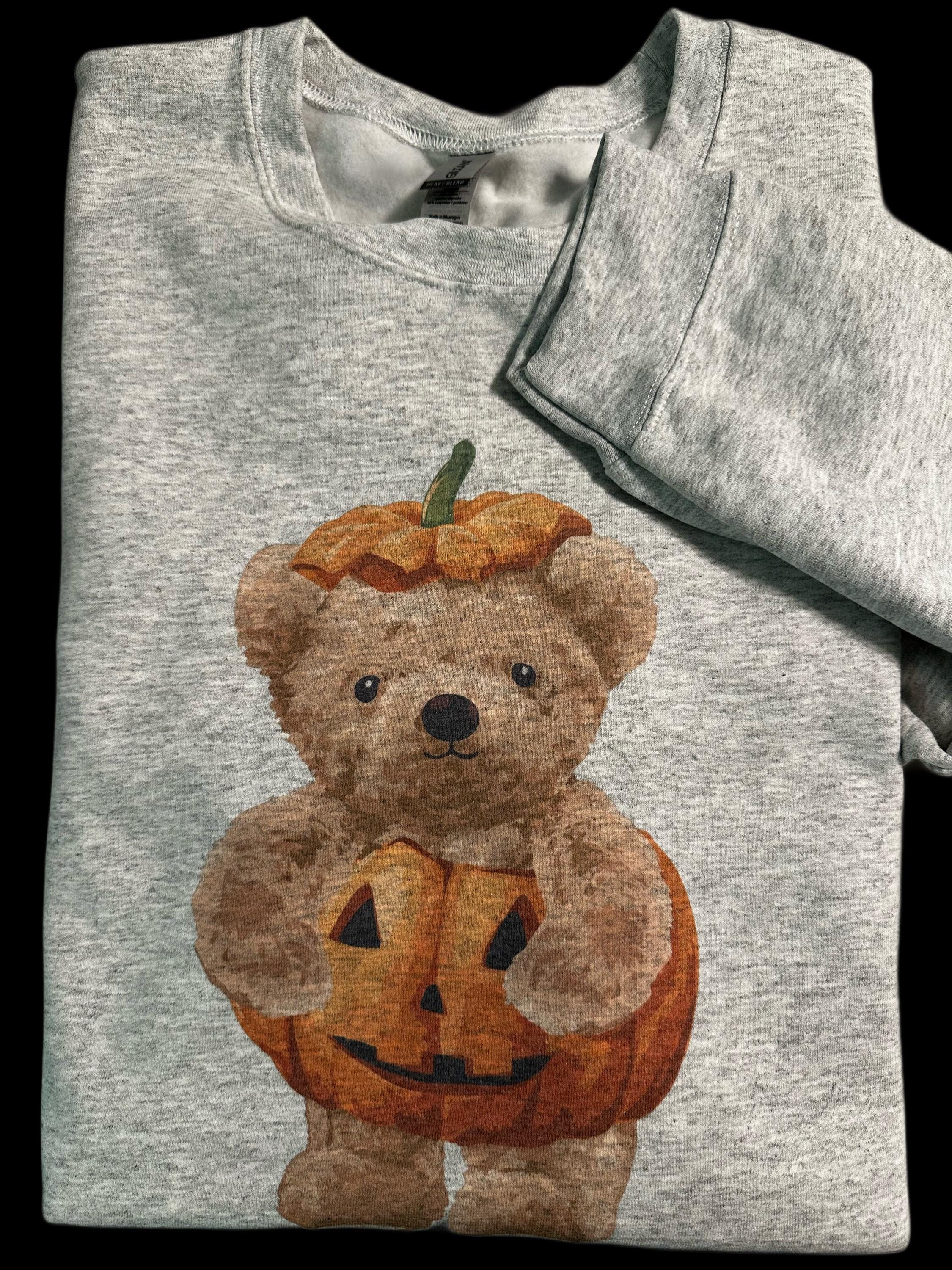 SpookyHalloween movie characters/ Halloween/Halloween shirts/ Halloween Sweatshirts/ Pumpkin Spooky Season/Bear Pumpkin