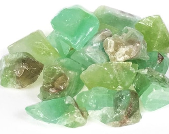 Calcita verde en bruto