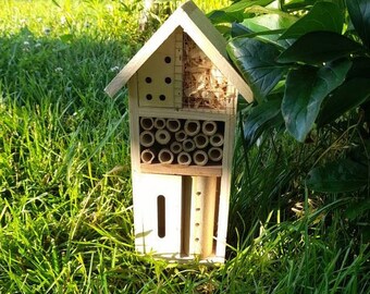 Aggloz Extra Large Wooden Insect Hotel - 58cm, Natural Wood & Bamboo Bee House For Garden