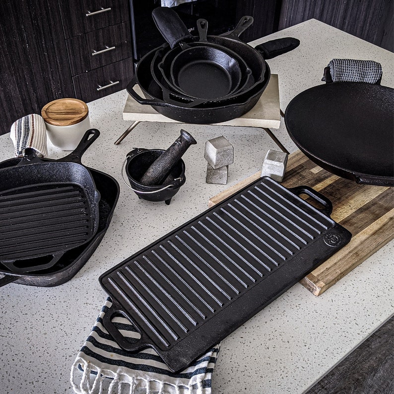 Backcountry Iron Round Pre-Seasoned Cast Iron Skillets image 9