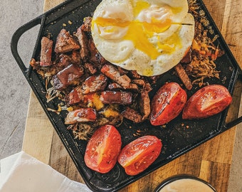 Backcountry Iron 10.5 inch Single-Burner Reversible Cast Iron Grill / Griddle