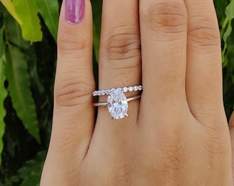 14K White Gold Anniversary Ring Set 2.5 CT Oval Moissanite Engagement Ring Set Oval Wedding Ring Set Anniversary Gift Promise Ring