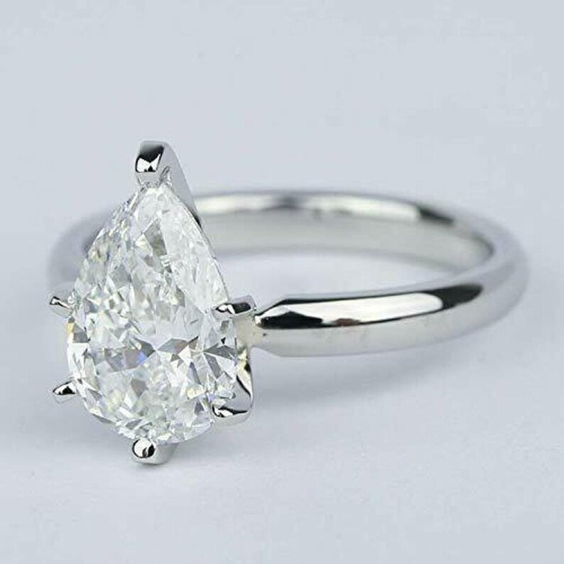 2 CT Pear Shaped Moissanite Engagement Ring Solitaire Engagement Ring Moissanite Wedding Ring Minimalist Wedding Ring 14K Gold Diamond Ring