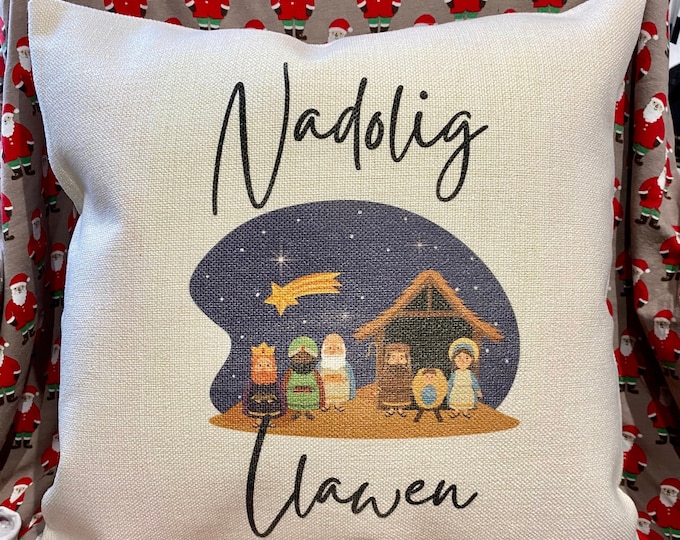 Clustog Nadolig Llawen - y geni / Nativity cushion