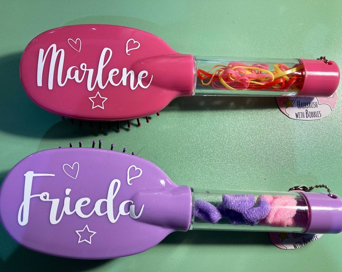 Brwsh gwallt porffor wedi ei personaleiddio/ Personalised Purple hairbrush with bobbles - ideal birthday gift or Christmas gift