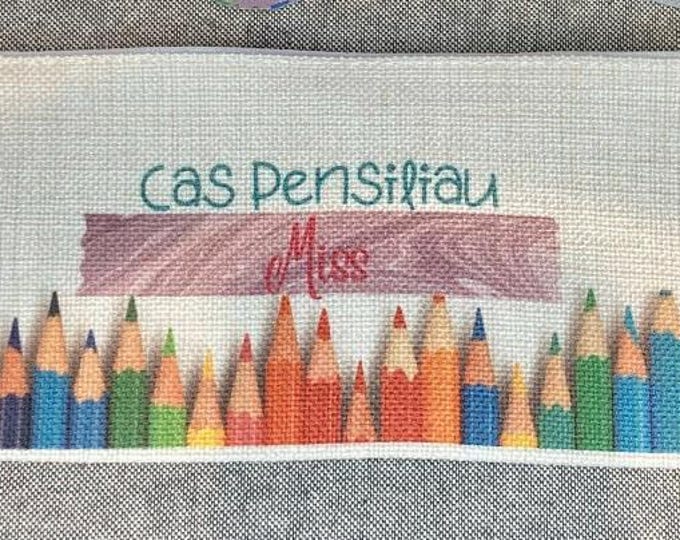 Personalised Pencil-case / Câs pensiliau wedi personaleiddio. 30cm wide. Linen.
