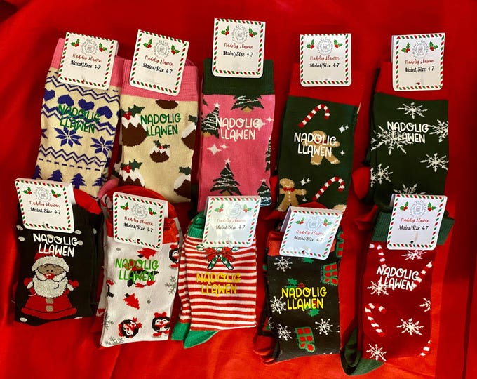 Sannau Nadolig Llawen maint 4-7 (oedolion)