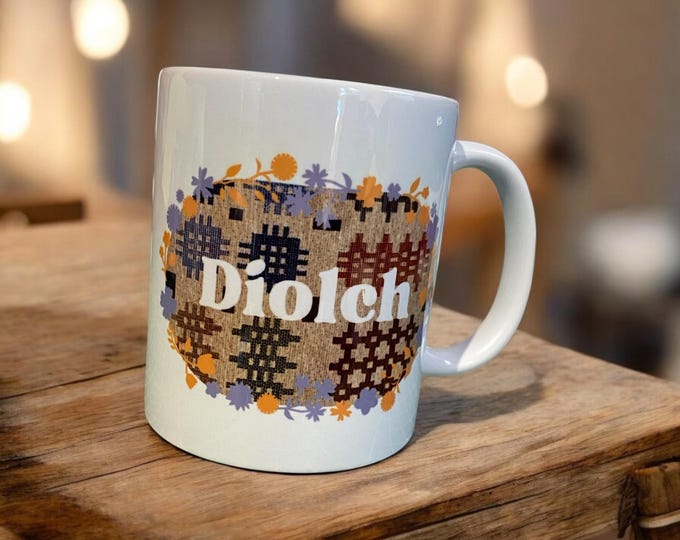 Myg ‘Diolch/ Thank you  mug.  Can be personalised free of charge