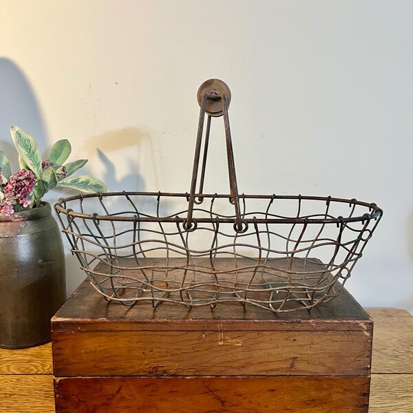 Large Vintage Wire Farm Basket