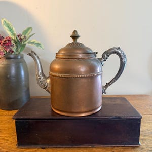 Vintage Rochester Stamping Works Copper Teapot