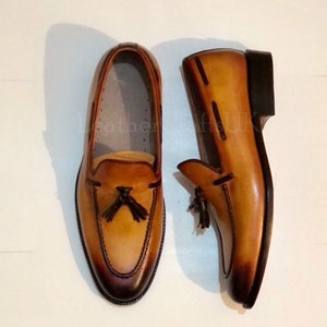 Handmade Men&#39;s Genuine Tan Patina Leather Tassel Loafers Handcrafted Slip On Real Leather Formal Loafers For Man Men&#39;s Leather Loafers