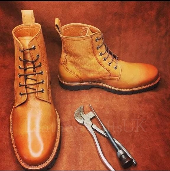 Handmade Men display picture 3