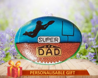 Galet de mer peint à la main thème football americain cadeau pour la fête des pères, pierre décorative superbowl personnalisable