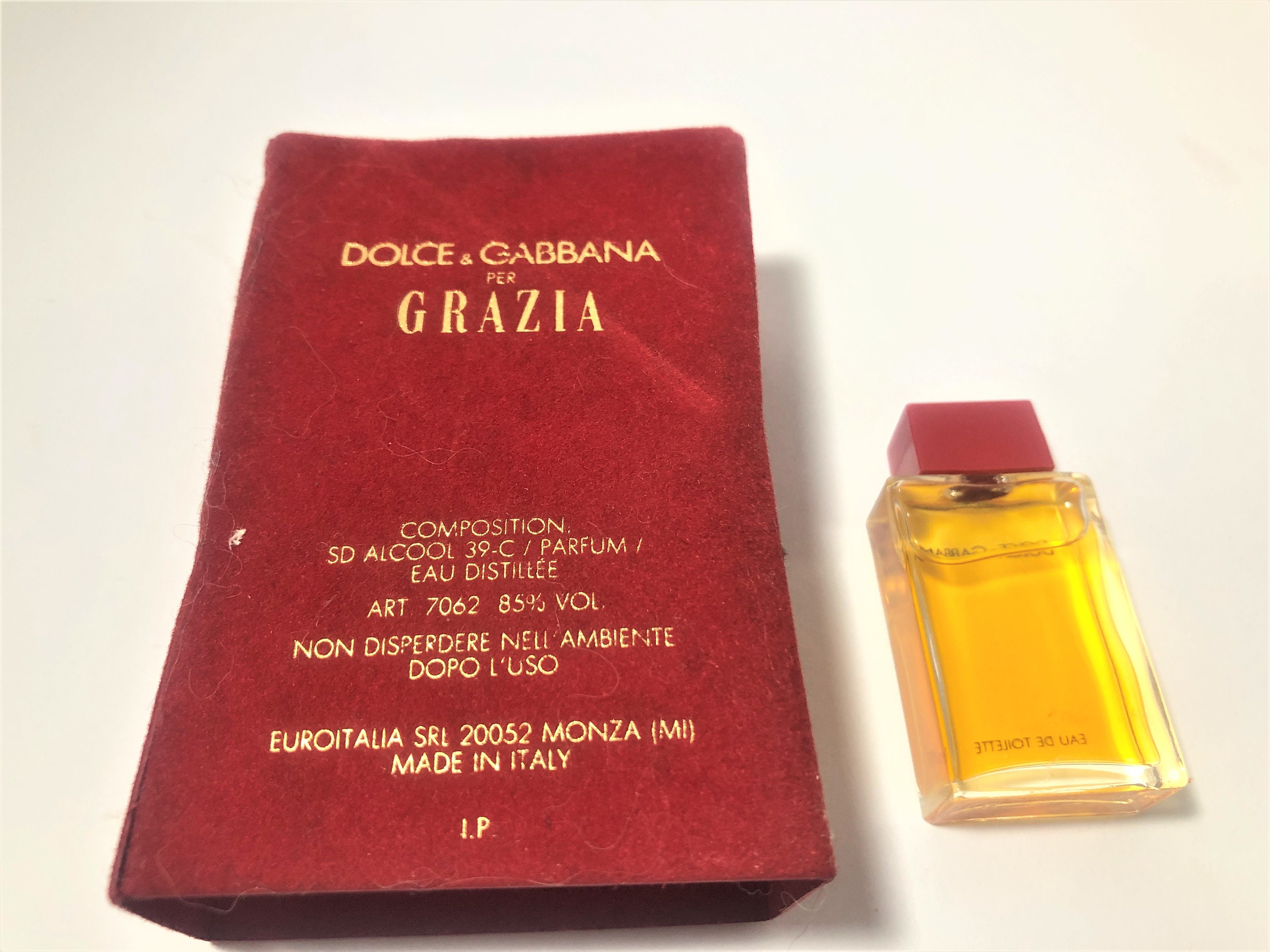 D&G Eau De Toilette Perfume Miniature 5 ml 0.17 fl.oz D&G Eau De Toilette Perfume Miniature 5 ml 0.17 fl.oz