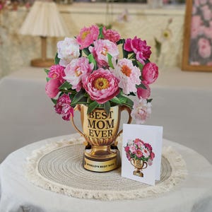 Trophée de la meilleure maman de tous les temps | Cadeau bouquet floral réaliste pour maman n°1 | Souvenir unique de la fête des mères pour maman | Carte Pop Up Flower pour la Fête des Mères