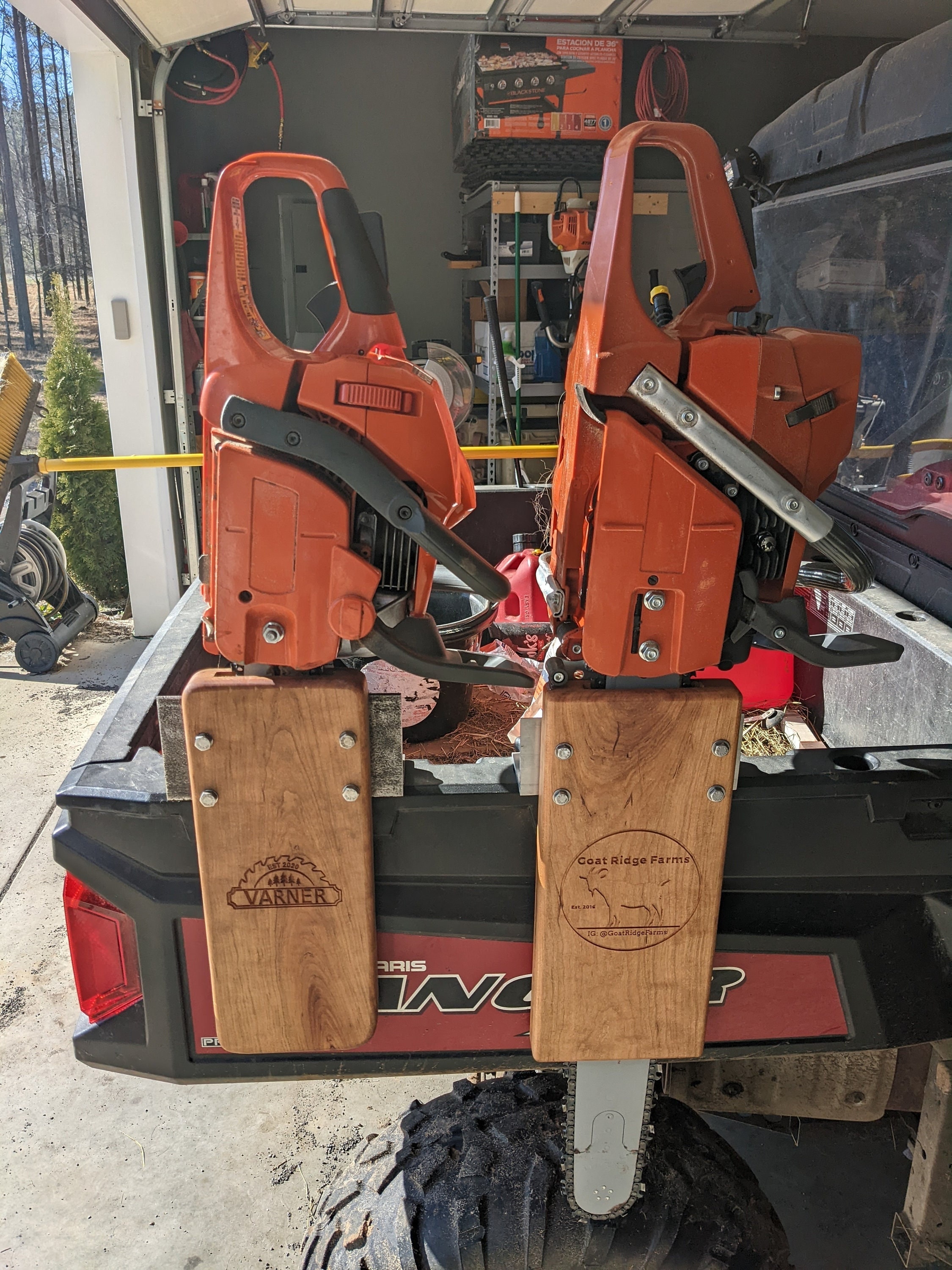 Chainsaw wood holder new arrivals
