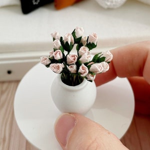 Set of 20 Miniature Roses Rosebuds Bouquet of Roses for the Dollhouse 1/12 scale