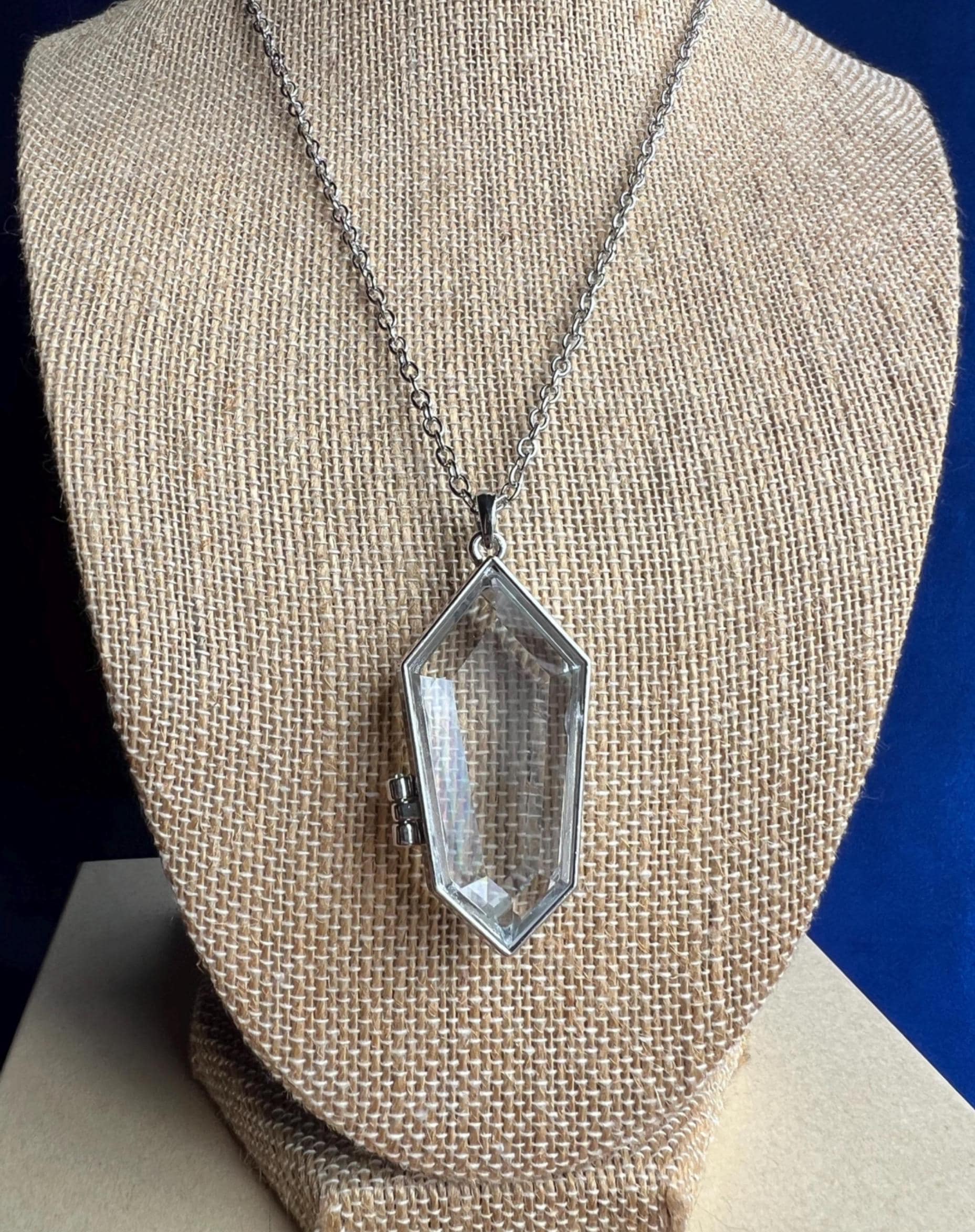 Clear glass locket - Etsy 日本