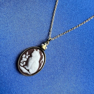 Cat Cameo Gold Necklace zdjęcie 7