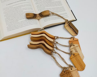 Suporte de leitura Presente de Natal Suporte ecológico Marcador de livro personalizado Suporte de polegar de madeira Marcador de livro de madeira Acessório para livro Suporte de polegar para livro