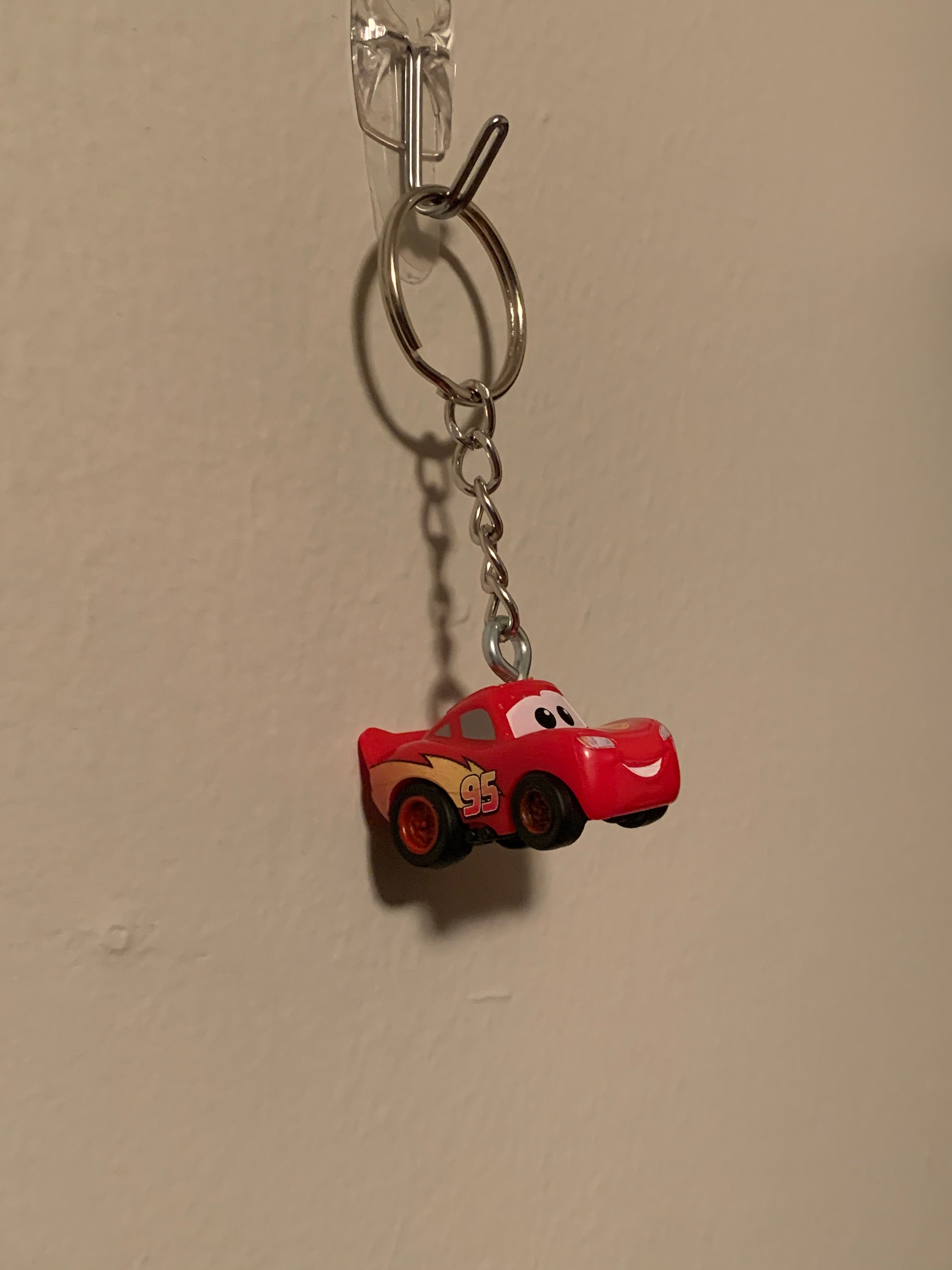 Lightning mcqueen shop keychain
