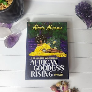Oracolo nascente della dea africana - Abiola Abrams / Mazzo da 44 carte autentico al 100% e guida / Perfetto per i collezionisti / Include un regalo gratuito!