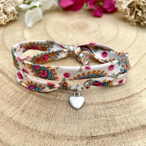 Pulsera de tela con doble vuelta y dijes de Liberty of London Elige tus dijes: estrellas, corazones, iniciales, trébol de cuatro hojas de la buena suerte