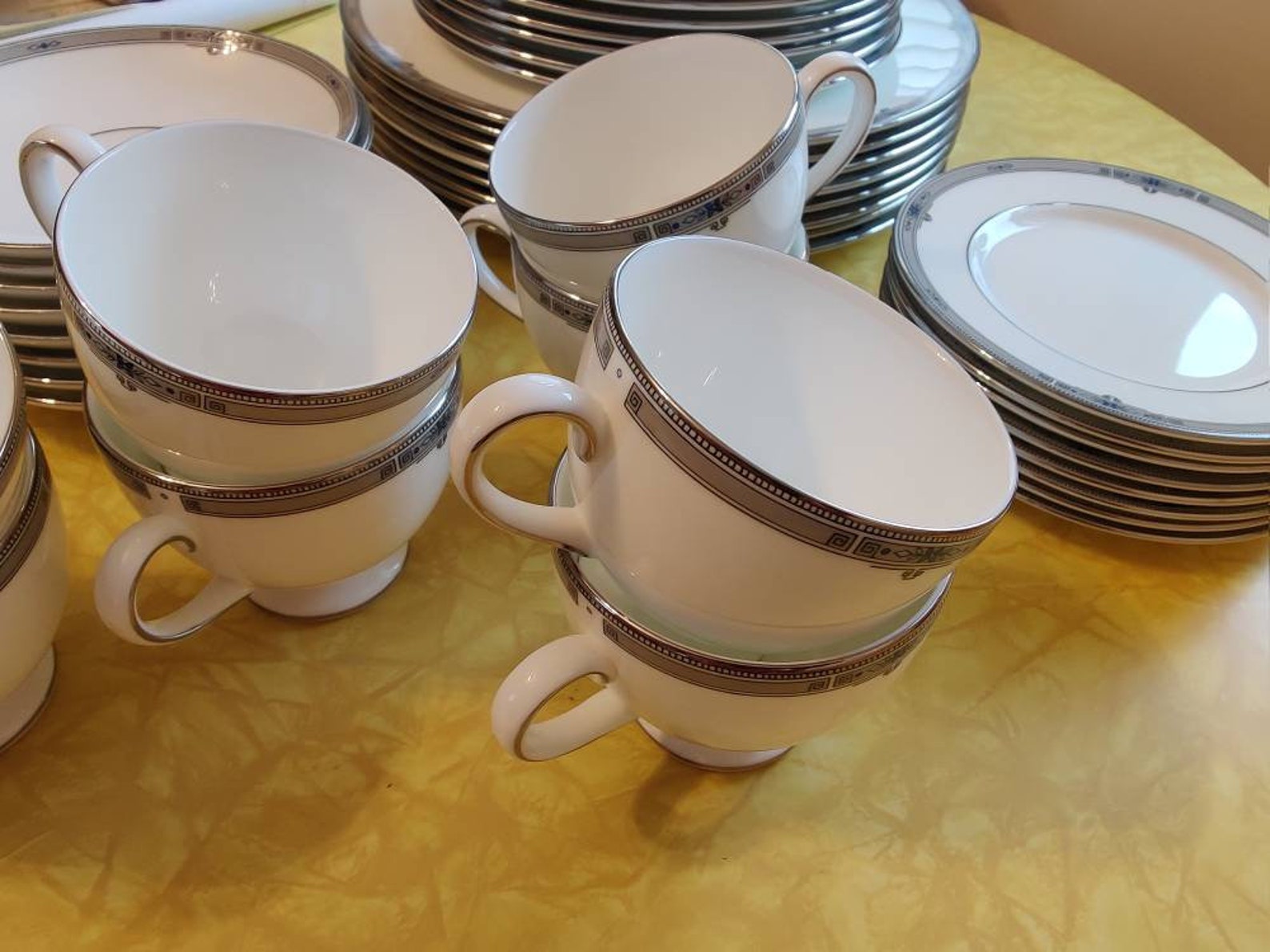 Wedgewood Bone China Amherst Pattern Platinum Trim Etsy