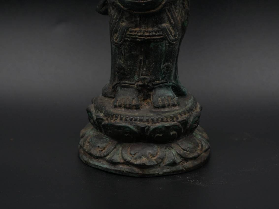 ブロンズ製ガネーシャ立像 4 腕 蓮華座像 7.4 インチ - Etsy 日本