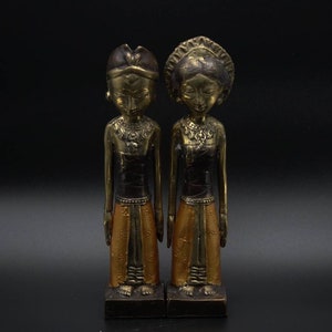 Balinese Wedding Couple Statue , Balinese Wedding Couple , Couple Statue , Bronze Statue , Wedding Statue , Wedding Icon , Wedding Symbol