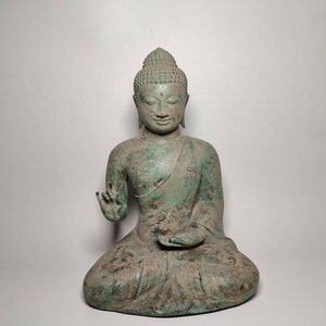 A Bronze Sculpture of Meditation Biddha, Protective Buddha, Bronze Buddha, Sculputere Decoration, Spiritual Gift