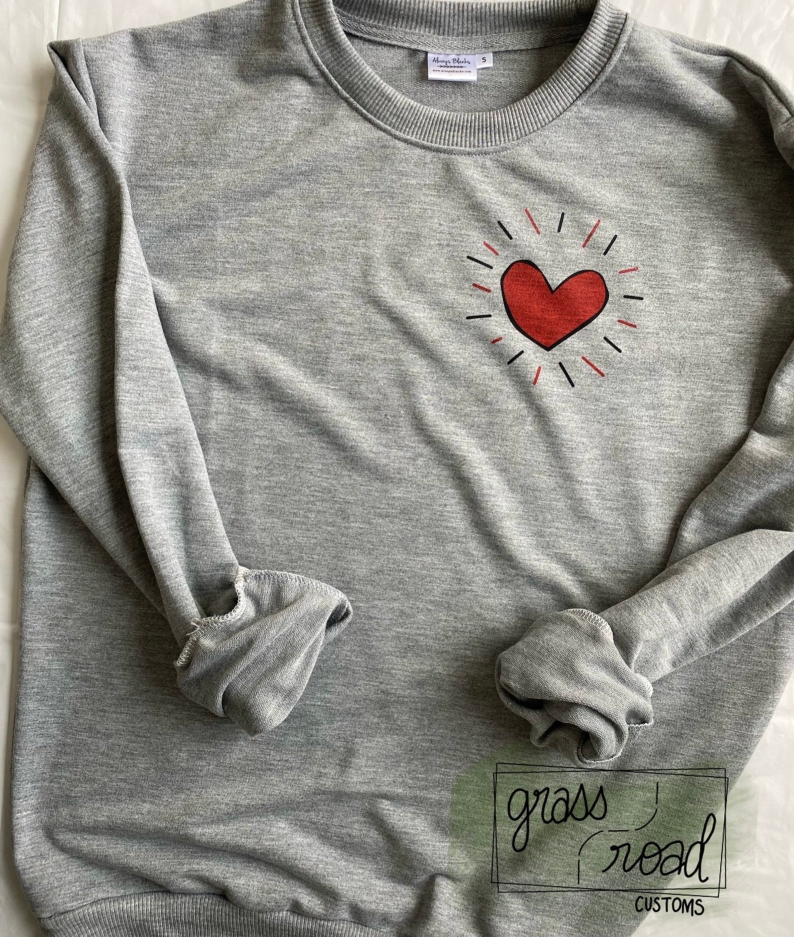 Valentines sweater Heart Sweater Valentine's Day Sweater Minimalistic | Etsy