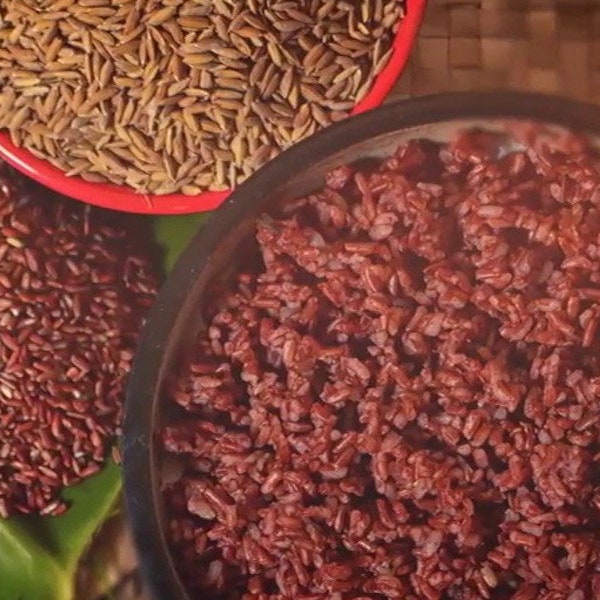 Srilanka organic traditional rice (dhik wi /pachchaperumal /kuruluthuda /rathu hiinati)