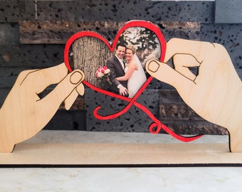Heart in hands - Digital file svg, dxf, ai glowforge, ortur laser files