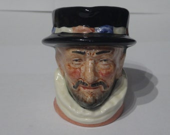 ロイヤルドルトン ビーイーター トビー ジャグ Sサイズ - Etsy 日本