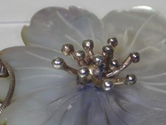 Beautiful Mother of Pearl Shell carved Flower pen… - image 7