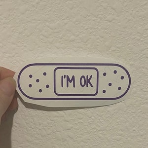 Naklejka samochodowa Bandaid „Jestem OK”, naklejka winylowa