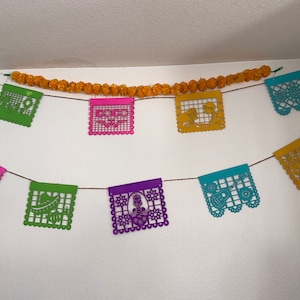 Dis De Los Muertos  papel picado