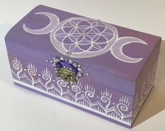 Lavender Goddess Box – Medium Size