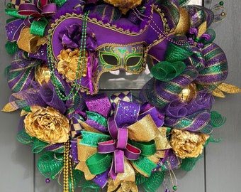 Large Mardi Gras Wreath, Masquerade Mardi Gras, Carnival Pirate Mask Wreath, Colorful Mardi Gras Decorations, NOLA, New Orleans, Fat Tuesday