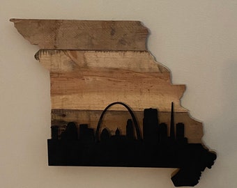 St Louis Skyline Pallet Wall Decor