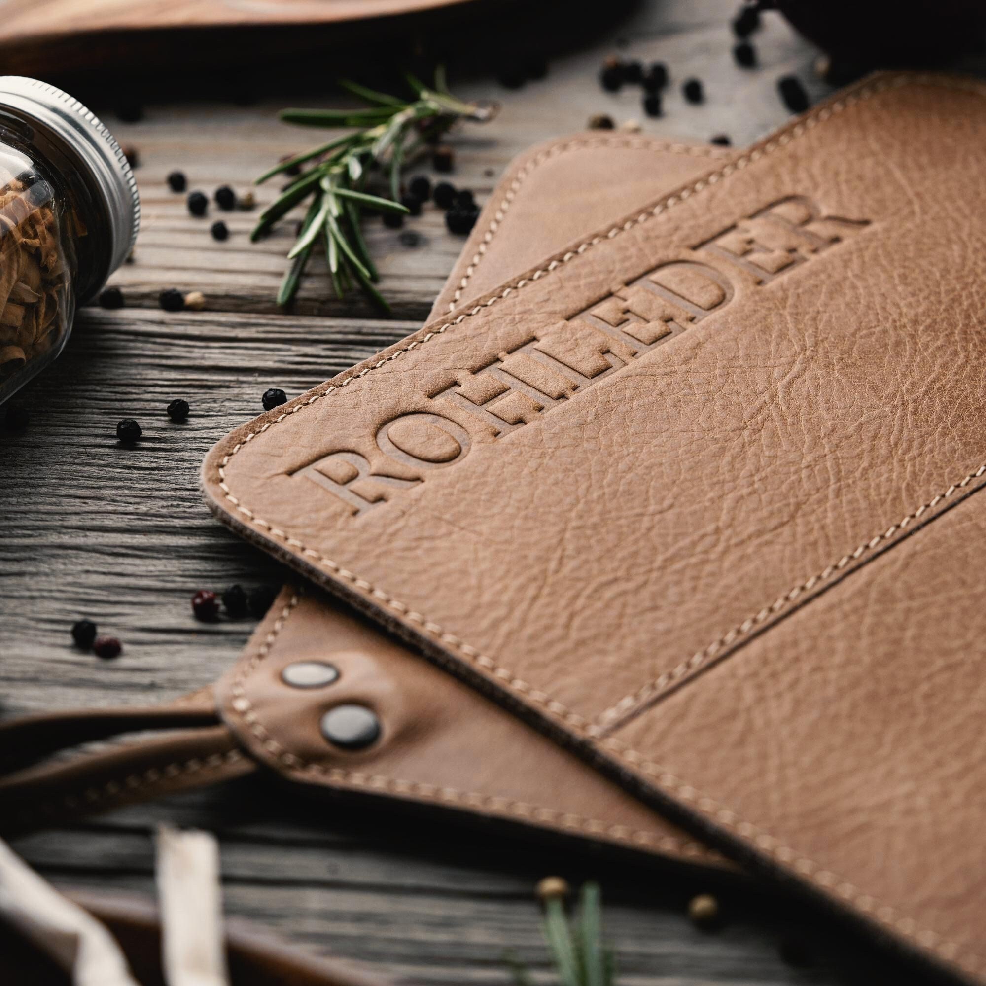 Personalized leather pot holder – DMleather