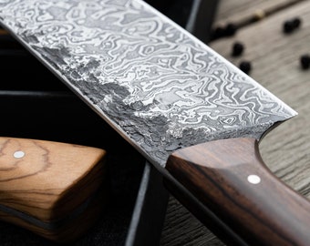 Chef Knife Damascus •  HAND FORGED • Long Lasting Durable Edge • Premium Wood Handle • Perfect Gift for Chefs and Artisans • Kitchen and BBQ