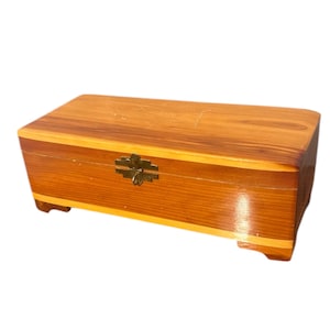 Vintage Cedar Trinket Box Handmade Wooden Jewelry or Keepsake Storage