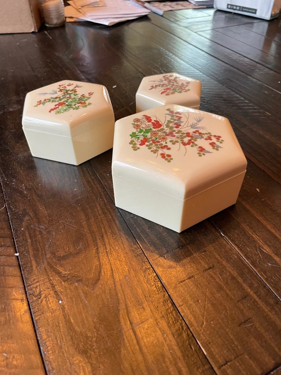 Vintage Chinese Nesting Boxes hand-painted plasti… - image 3