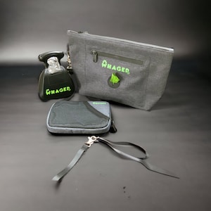 Kit de paseadores para perros de 3 piezas con recogedor de excrementos sin contacto, bolsa para desechos a prueba de olores y bolsa para golosinas a prueba de olores