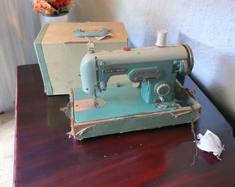Sew Mor Zig Zag Model 900 Sewing Machine Very Clean, Tested vintage rare find made in Japan highly sought-after model midcentury modern